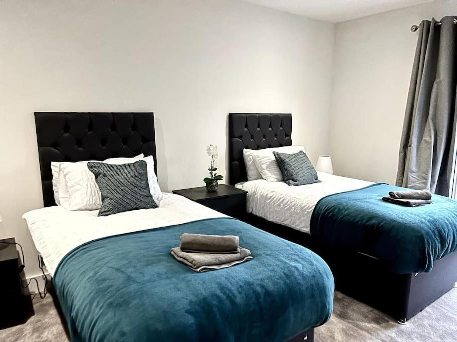 Luxury 3 Bed House W Parking & Garden! 1 Villa Bournemouth Dış mekan fotoğraf